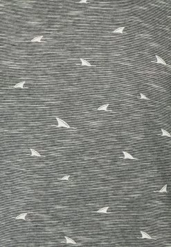 Pier One Camiseta Estampada - Dark Blue Melange -Tienda De Hombres Con Estilo 724a7cfc66f54be4a67f8f1430ed4c71