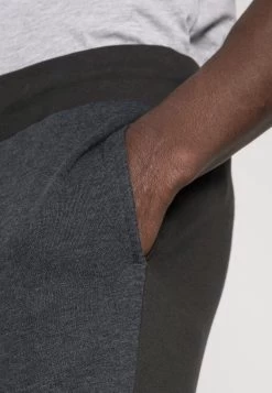 Pier One Pantalones Deportivos - Dark Grey 11 Pier One Pantalones Deportivos - Dark Grey -Tienda De Hombres Con Estilo 7330a65cce2c4272b5ca30f392b2c466