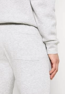 Pier One 2 Pack - Pantalones Deportivos - Mottled Light Grey/Mottled Dark Blue -Tienda De Hombres Con Estilo 737d28e17a324ecc9e683cebbda75492