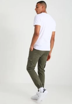 Pier One Pantalones Cargo - Olive -Tienda De Hombres Con Estilo 73fef15ad09644c784f9d8d36e2a25d1