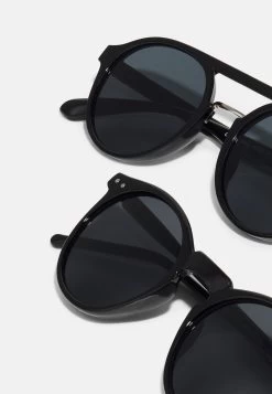 Pier One Unisex 2 Pack - Gafas De Sol - Black -Tienda De Hombres Con Estilo 74d856a3cce342899219470f656bd803