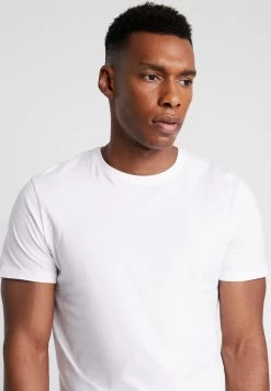 Pier One 3 Pack - Camiseta Básica - White 11 Pier One 3 Pack - Camiseta Básica - White -Tienda De Hombres Con Estilo 77bddf1a33de40f587ea6787d7d4b639
