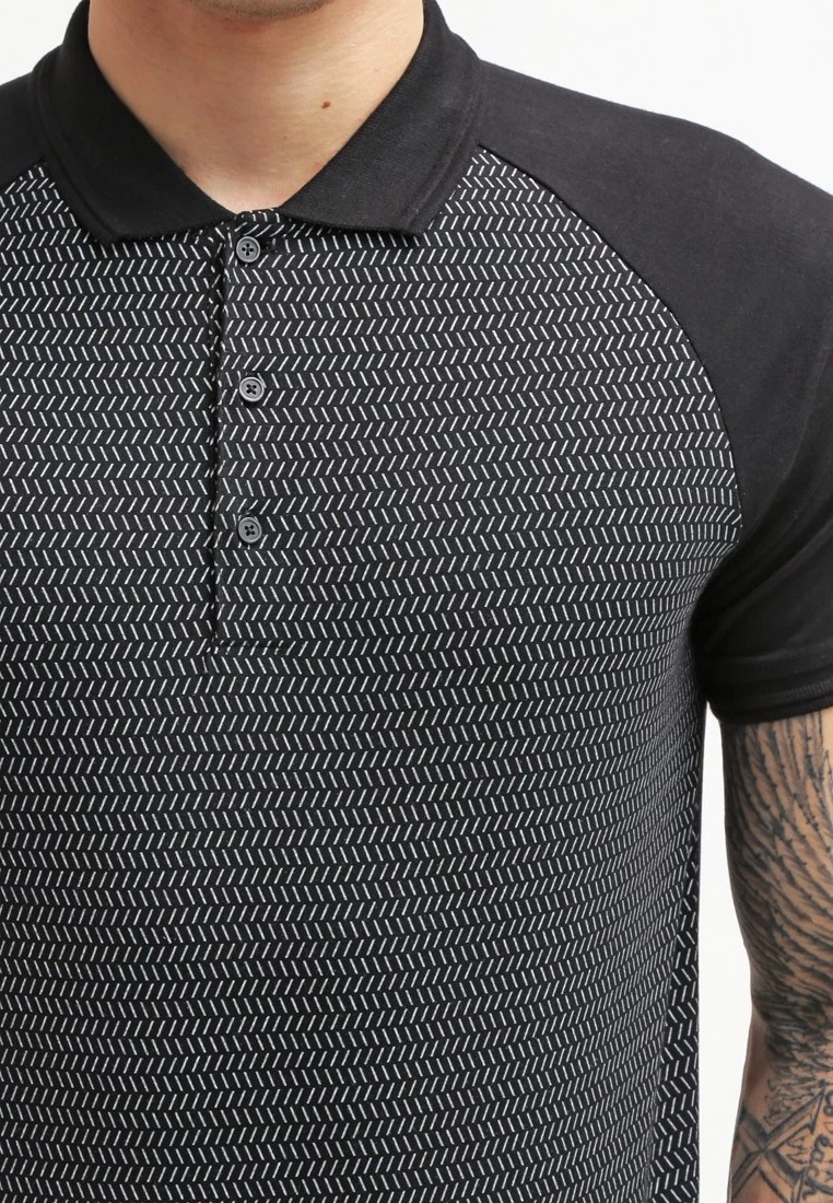 Pier One Polo - Black 7 Pier One Polo - Black - Imagen 5