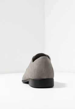 Pier One Zapatos Con Cordones - Grey -Tienda De Hombres Con Estilo 7e262d7e1b2c4561940fdde78f9c83b6