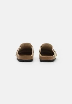 Pier One Leather Unisex - Pantuflas - Beige -Tienda De Hombres Con Estilo 7fc4209f0b9d443b96717beece6deee4