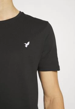 Pier One 5 Pack - Camiseta Básica - White/Black/Dark Blue 17 Pier One 5 Pack - Camiseta Básica - White/Black/Dark Blue -Tienda De Hombres Con Estilo 7ff9eb908aaf4b98b2151695076bad57