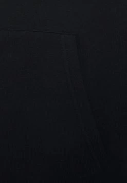 Pier One 2 Pack- Jersey Con Capucha - Black/Green -Tienda De Hombres Con Estilo 82916ef6451f409e9ffeaa43c121d3ea