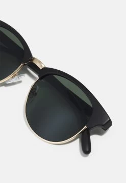 Pier One Unisex - Gafas De Sol - Black/Green -Tienda De Hombres Con Estilo 831de5521564468e8ff4e765d8deb134