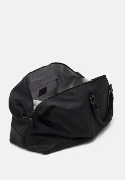 Pier One Unisex - Bolsa De Viaje - Black -Tienda De Hombres Con Estilo 8749e2d00fac4cff88533711a476b1b8