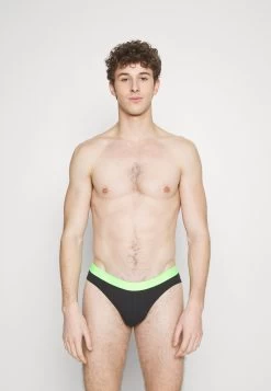 Pier One Branded Waistband Briefs 3 Pack - Braguitas - Black -Tienda De Hombres Con Estilo 87822367847c47febdfb486f93afed0b