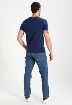 Pier One Camiseta Estampada - Dark Blue/White 9 Pier One Camiseta Estampada - Dark Blue/White -Tienda De Hombres Con Estilo 88ca6f6b823c4f838c3deec1630895f1
