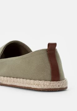Pier One Rena Espadrille Unisex - Alpargatas - Olive -Tienda De Hombres Con Estilo 8b1ef3dce9d344a08d816af96a53324d