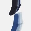 Pier One 7 Pack - Calcetines - Blue, Dark Blue -Tienda De Hombres Con Estilo 8b93089f3470421280496c177a54c026