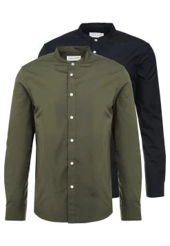 Pier One 2 Pack - Camisa - Oliv/Black -Tienda De Hombres Con Estilo 8e1e72ba849c4651a91bd246519e0732