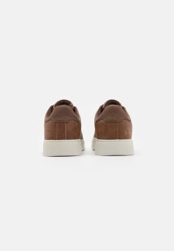 Pier One Unisex - Zapatillas - Cognac -Tienda De Hombres Con Estilo 8fc46a00bfc54014b9ab0c4b860fd9e9