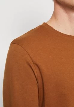 Pier One 5 Pack - Camiseta De Manga Larga - Blue/Off-White/Light Brown 21 Pier One 5 Pack - Camiseta De Manga Larga - Blue/Off-White/Light Brown -Tienda De Hombres Con Estilo 92426169e82d4c23b6dcf591a0d63511