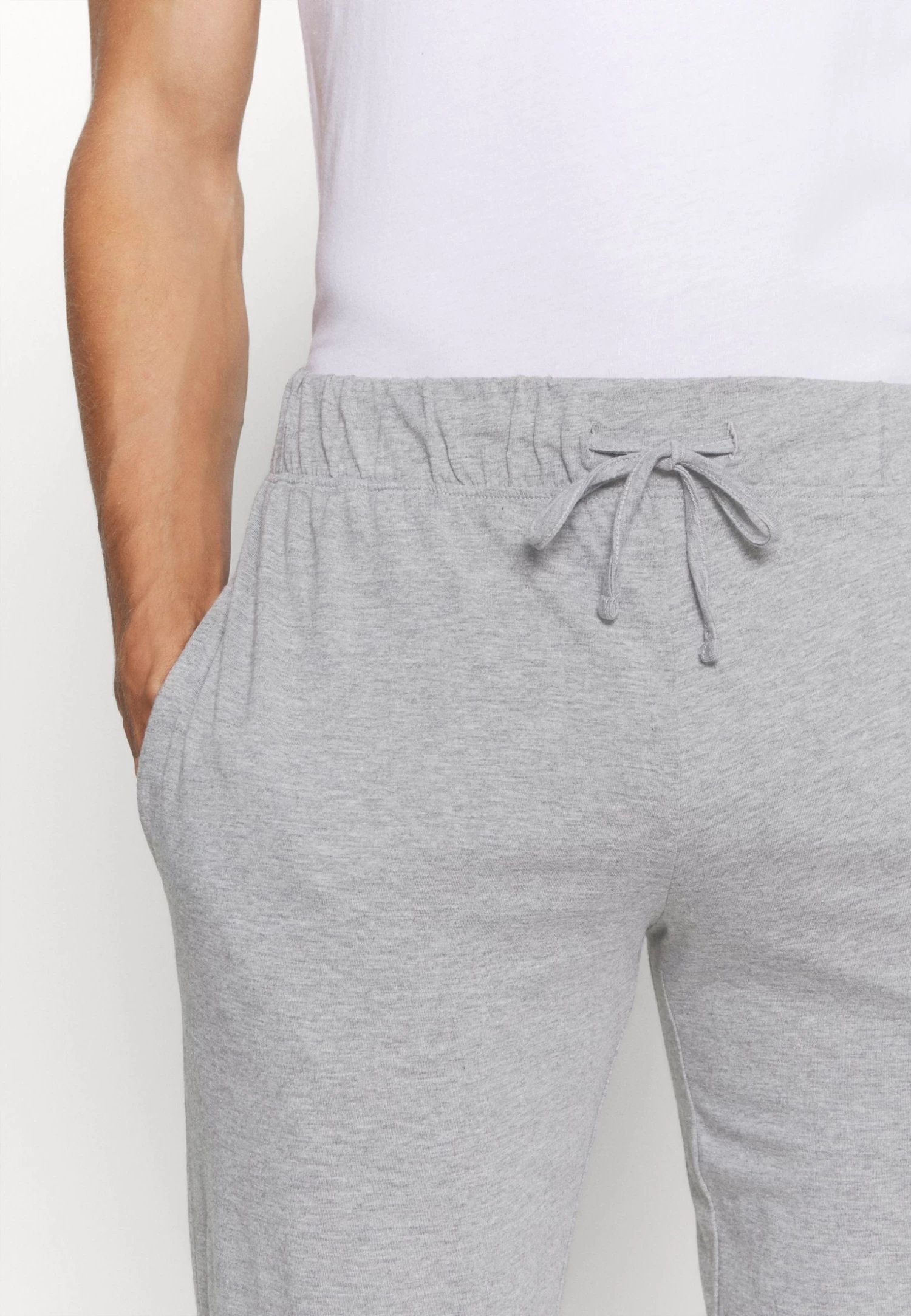 Pier One 2 Pack - Pantalón De Pijama - Mottled Dark Grey/Mottled Grey 9 Pier One 2 Pack - Pantalón De Pijama - Mottled Dark Grey/Mottled Grey - Imagen 7