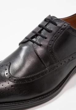 Pier One Leather - Zapatos Con Cordones - Black 17 Pier One Leather - Zapatos Con Cordones - Black -Tienda De Hombres Con Estilo 9f7fb869a93b4188b376bf26fd21fb34