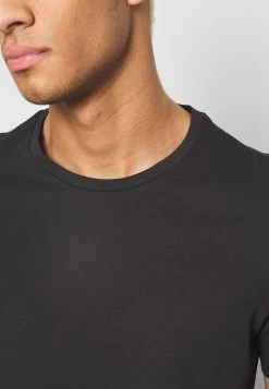 Pier One 7 Pack - Camiseta Básica - Black -Tienda De Hombres Con Estilo 9ff1310308384925af8ab3297a7ee42a