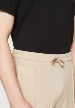 Pier One Shorts - Tan -Tienda De Hombres Con Estilo a86015b1aadc43d9a64cdca0f1e87703