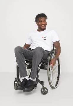 Pier One Vaqueros Rectos - Grey Denim -Tienda De Hombres Con Estilo aa391ddaeb5b4eb88a37b8d011fe8892