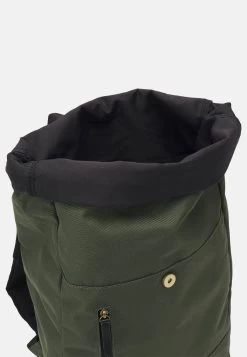 Pier One Unisex - Mochila - Green -Tienda De Hombres Con Estilo aa8b8bbe655a46ce94fef1eadba88c7b