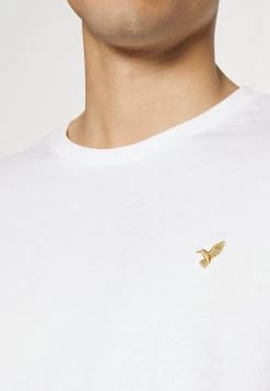 Pier One 3 Pack - Camiseta Básica - White, Black, Dark Green -Tienda De Hombres Con Estilo b5002ec953264c459147878359c73c3e