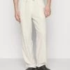 Pier One Drawcord Trousers Linen Blend - Pantalones - Off-White -Tienda De Hombres Con Estilo b95eb718ba79473385a4a0d44aaaf9c3