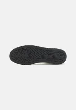 Pier One Zapatillas Altas - White -Tienda De Hombres Con Estilo b98de9289b1945838b350d2c517e1dab