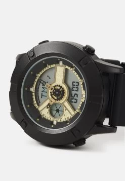 Pier One Reloj Digital - Black 9 Pier One Reloj Digital - Black -Tienda De Hombres Con Estilo bc4751c5aa464e71a601a72e865dc3ce