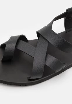 Pier One Sandalias De Dedo - Black 13 Pier One Sandalias De Dedo - Black -Tienda De Hombres Con Estilo bfc9cb202a1044a7af0b0ffa2591ad7d