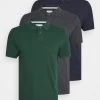 Pier One 3 Pack - Polo - Grün/Dunkelgrau/Blau -Tienda De Hombres Con Estilo c378f13f66f144feb7e147769ba18d37