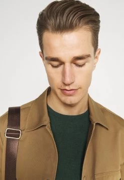 Pier One Basic Crewneck - Jersey De Punto - Mottled Dark Green -Tienda De Hombres Con Estilo c4a75157027844b18a449c0bf30f39e5