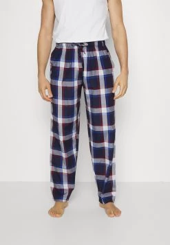 Pier One 2 Pack - Pantalón De Pijama - 503 - Dark Blue_302 - Red 10 Pier One 2 Pack - Pantalón De Pijama - 503 - Dark Blue_302 - Red -Tienda De Hombres Con Estilo c4deb935b78b419f85d4482f92853b6e