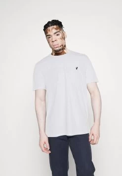 Pier One 3 Pack - Camiseta Básica - White/Dark Blue/Blue -Tienda De Hombres Con Estilo c861a69cfb1e4a6fafbf2b097bf177a2