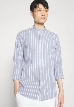 Pier One Muscle Fit Stand- Camisa - Blue -Tienda De Hombres Con Estilo c95aee840d27425d93f7825c3cd7c13d