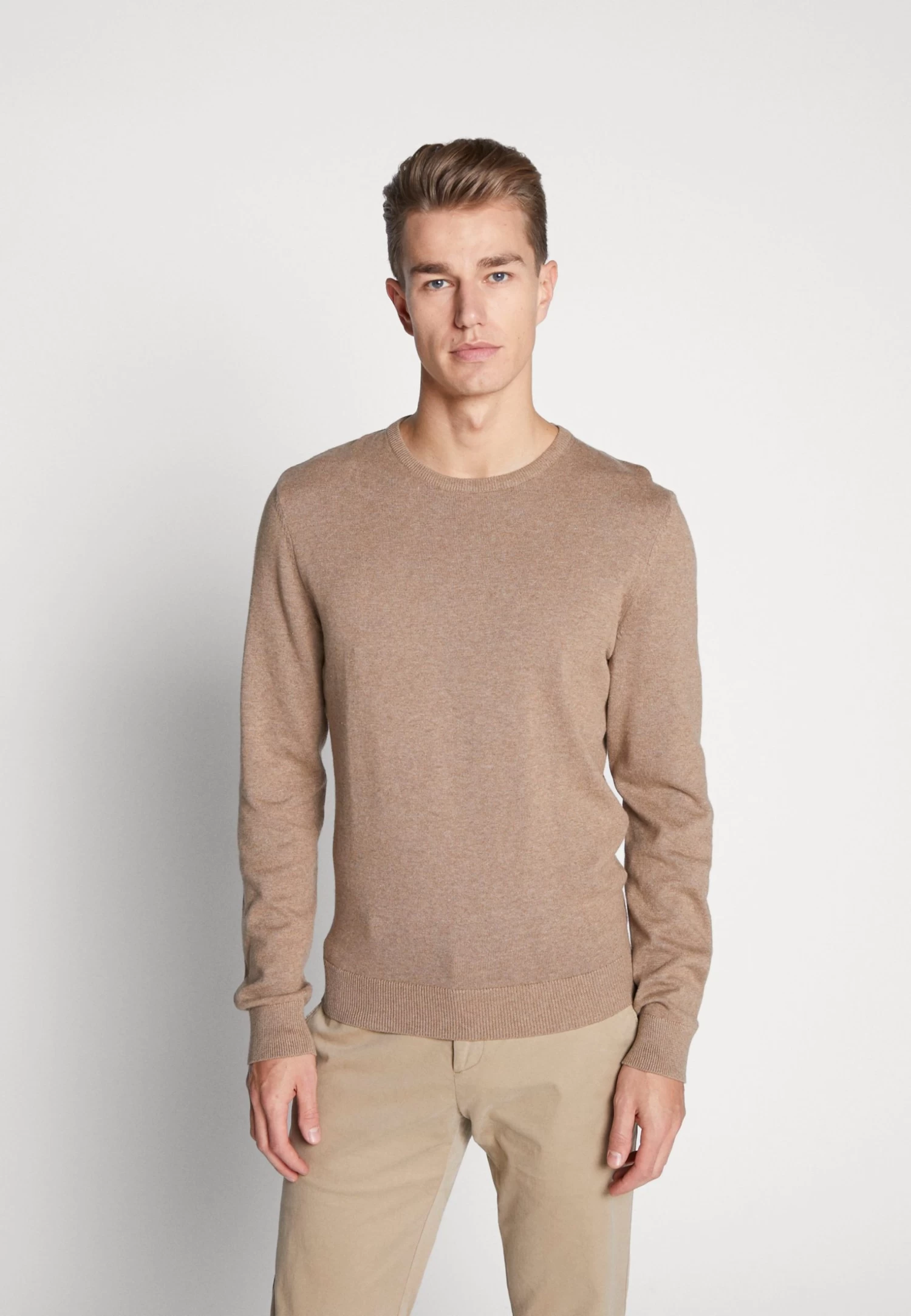 Pier One Basic Crewneck - Jersey De Punto - Mottled Beige 3 Pier One Basic Crewneck - Jersey De Punto - Mottled Beige