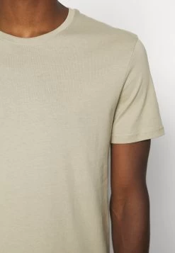 Pier One 5 Pack - Camiseta Básica - White/Dark Grey/Black -Tienda De Hombres Con Estilo ccdceb9d79c24e32baab38b9f3eaa229