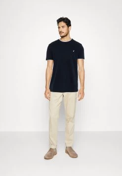 Pier One Camiseta Básica - Dark Blue -Tienda De Hombres Con Estilo ce99e0e98ec341df8186611e8187fb01