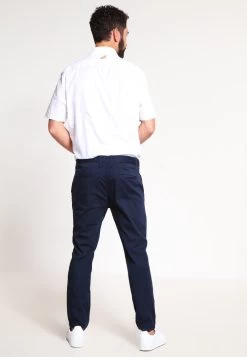Pier One Pantalones Chinos - Dark Blue -Tienda De Hombres Con Estilo d781d37eda76425a93e9a0a3b37f56fe