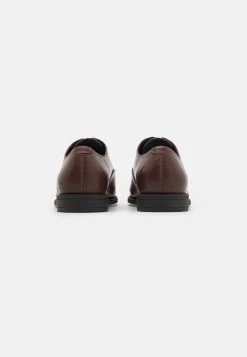 Pier One Unisex - Zapatos Con Cordones - Dark Brown 10 Pier One Unisex - Zapatos Con Cordones - Dark Brown -Tienda De Hombres Con Estilo def25b02b8464c7bb9962d0b86180f45