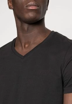 Pier One 3 Pack- Camiseta Básica - Black 11 Pier One 3 Pack- Camiseta Básica - Black -Tienda De Hombres Con Estilo df7c9f951f5c42309db997b3240fc1e8