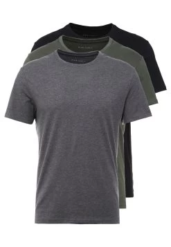 Pier One 3 Pack - Camiseta Básica - Black/Grey/Green -Tienda De Hombres Con Estilo df840033a7f04afda15f16c48ba7762b