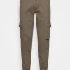 Pier One Pantalones Cargo - Brown -Tienda De Hombres Con Estilo e3e4ff5dac964139831b2bd60f5b1c4c