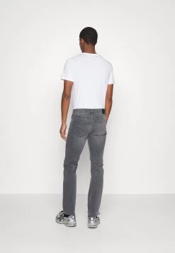 Pier One Vaqueros Rectos - Grey -Tienda De Hombres Con Estilo e3fa2efb8b7f4285998ebd6aa58b9d65