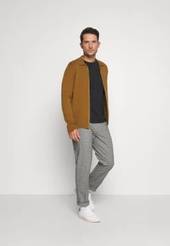 Pier One 2 Pack - Camiseta De Manga Larga - White/Black -Tienda De Hombres Con Estilo e4cda864c02146c5a014440431b18626