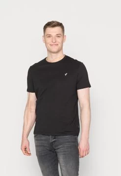 Pier One 5 Pack - Camiseta Básica - White/Green/Bordeaux/Black/Beige -Tienda De Hombres Con Estilo e70e7b35dc1349b8bd1c127c6838786c