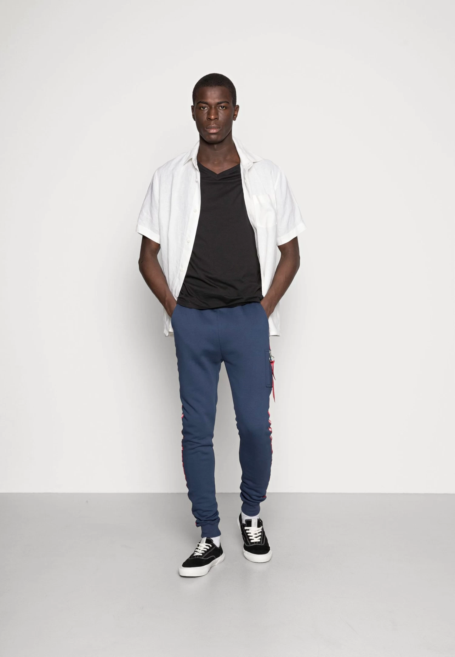 Pier One 3 Pack- Camiseta Básica - Black 3 Pier One 3 Pack- Camiseta Básica - Black