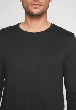 Pier One 2 Pack - Camiseta De Manga Larga - White/Black -Tienda De Hombres Con Estilo f0a28af1295b4a3493b2067c515db83b