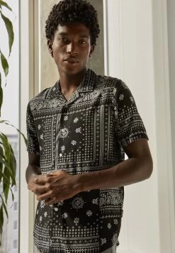 Pier One Unisex - Camisa - Black -Tienda De Hombres Con Estilo f1f41040afc04553bf31d58a923943f8